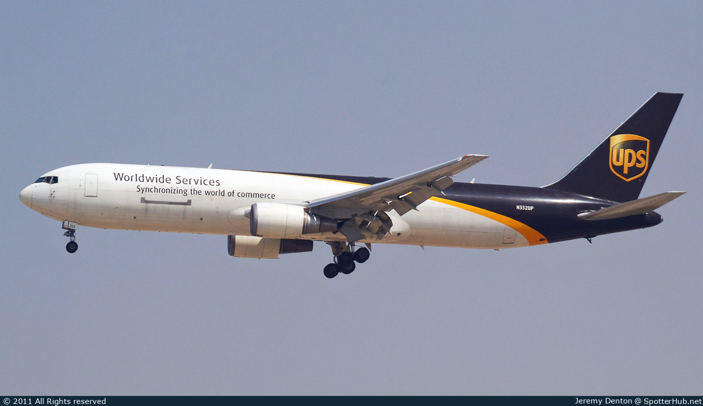 Photo of N332UP - Boeing 767-34AF operated by UPS United Parcel Service