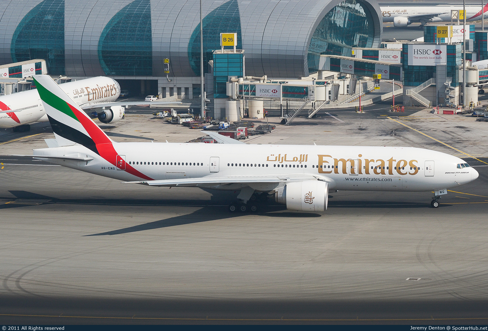 Photo of A6-EWG - Boeing 777-21H(LR) operated by Emirates