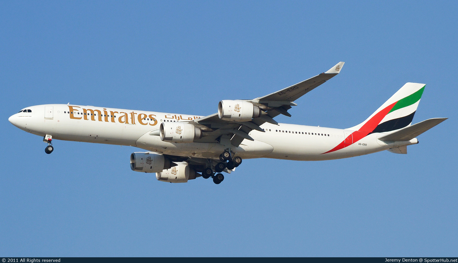 Photo of A6-ERD - Airbus A340-541 operated by Emirates