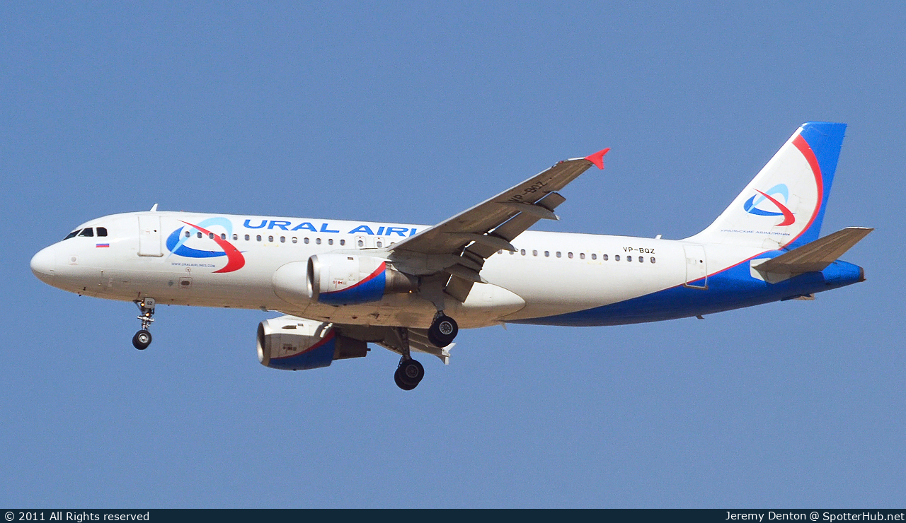 Photo of VP-BQZ - Airbus A320-211 operated by Ural Airlines