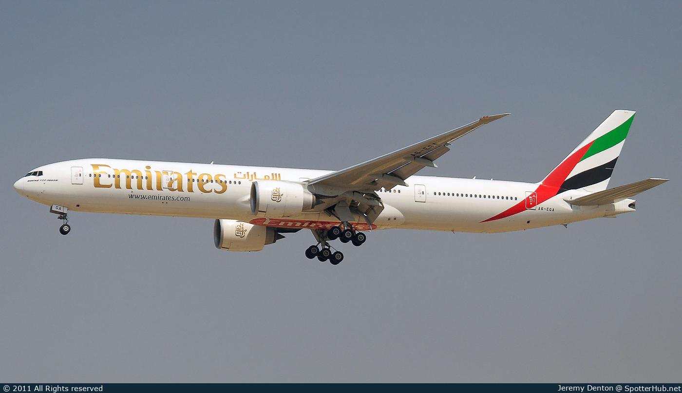Photo of A6-EGA - Boeing 777-31H(ER) operated by Emirates