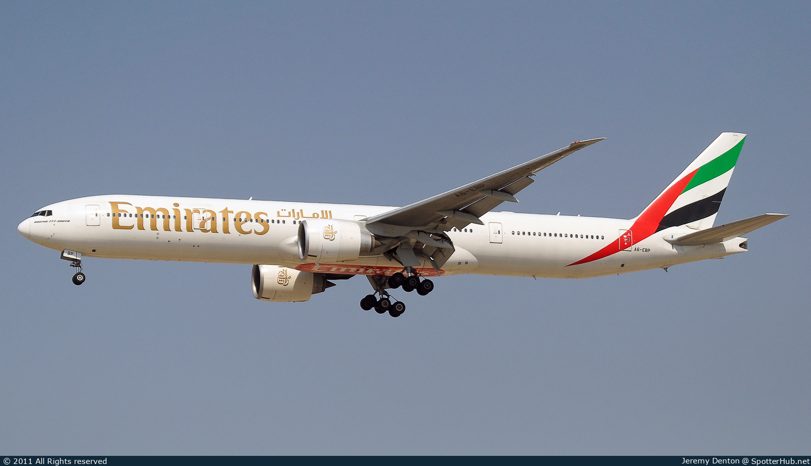Photo of A6-EBP - Boeing 777-31H(ER) operated by Emirates