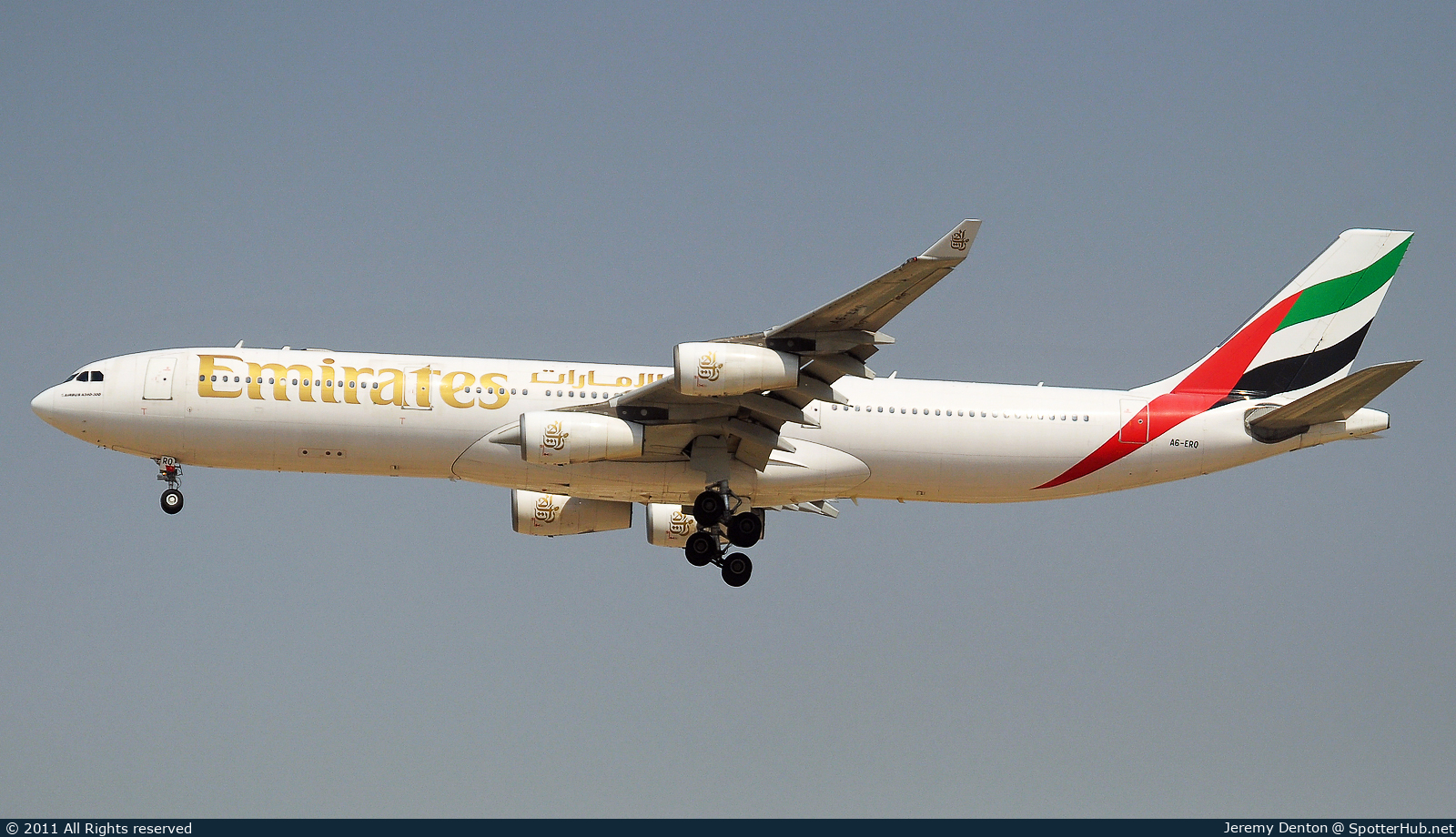 Photo of A6-ERQ - Airbus A340-313 operated by Emirates