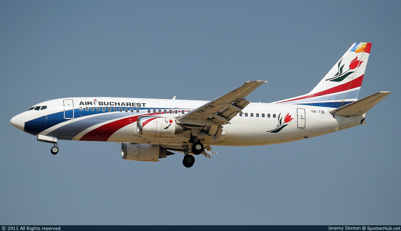 Photo of YR-TIB - Boeing 737-3L9 operated by Air Bucharest