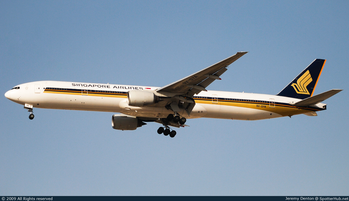 Photo of 9V-SYA - Boeing 777-312 operated by Singapore Airlines