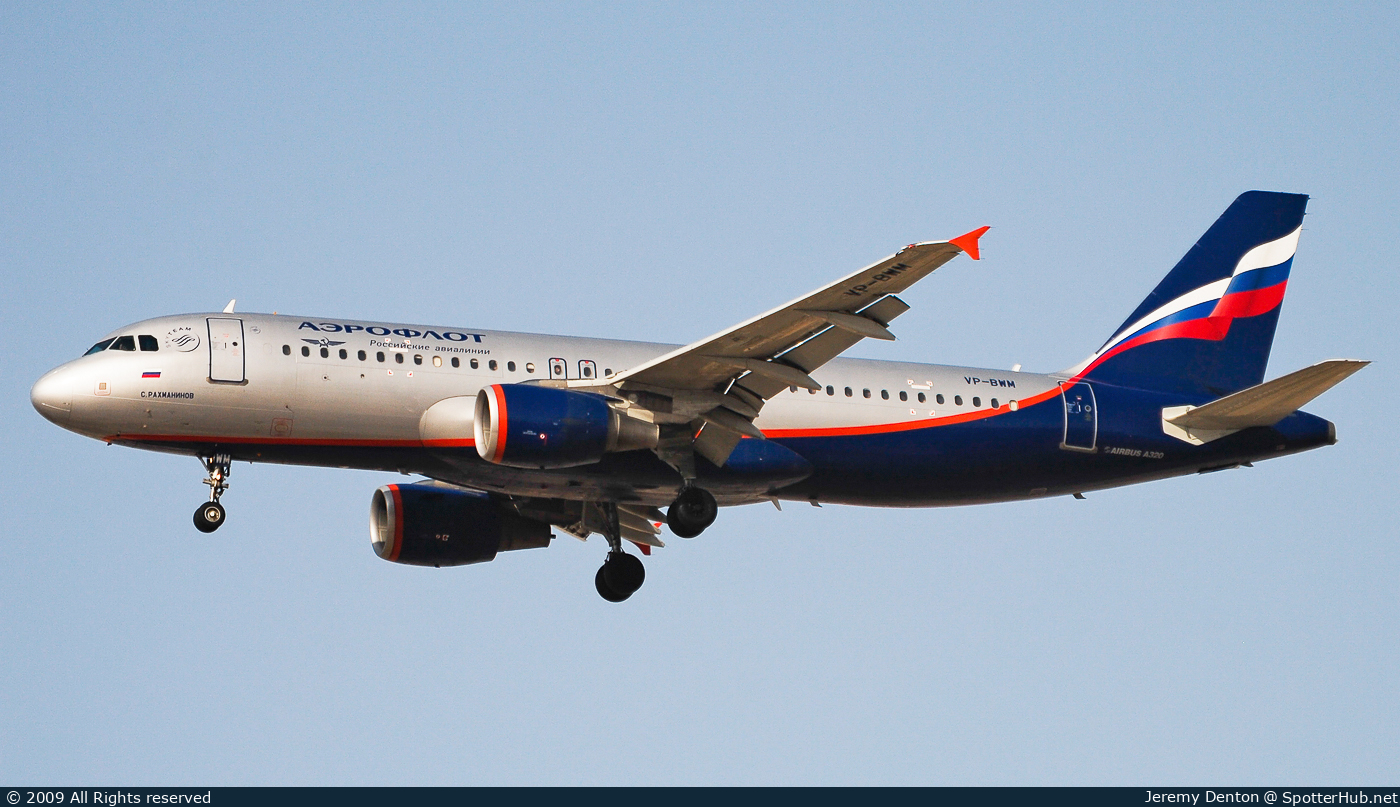 Photo of VP-BWM - Airbus A320-214 operated by Aeroflot