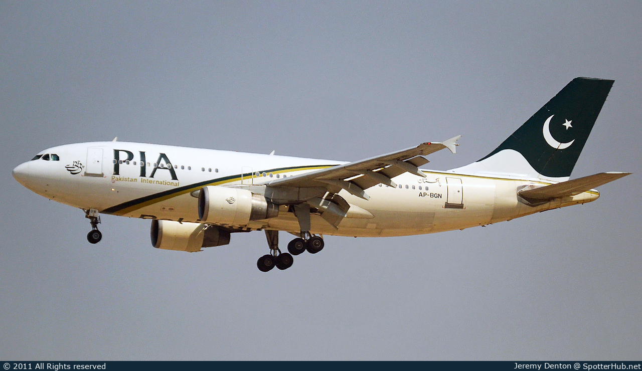Photo of AP-BGN - Airbus A310-324 operated by PIA Pakistan International Airlines