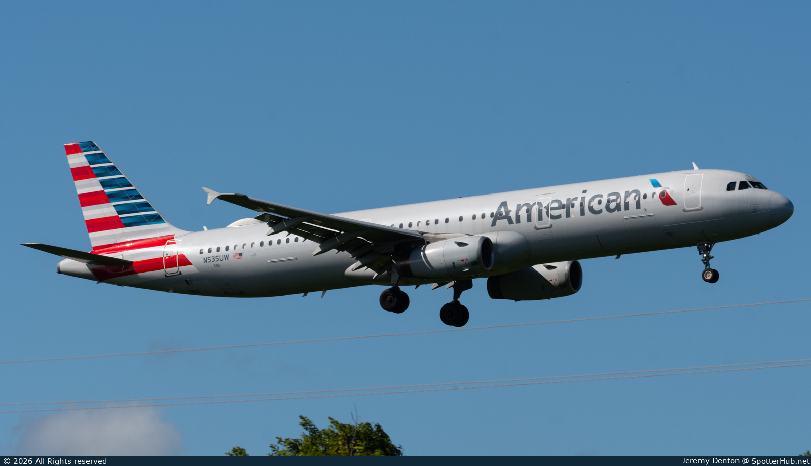 Photo of N535UW - Airbus A321-231 operated by American Airlines
