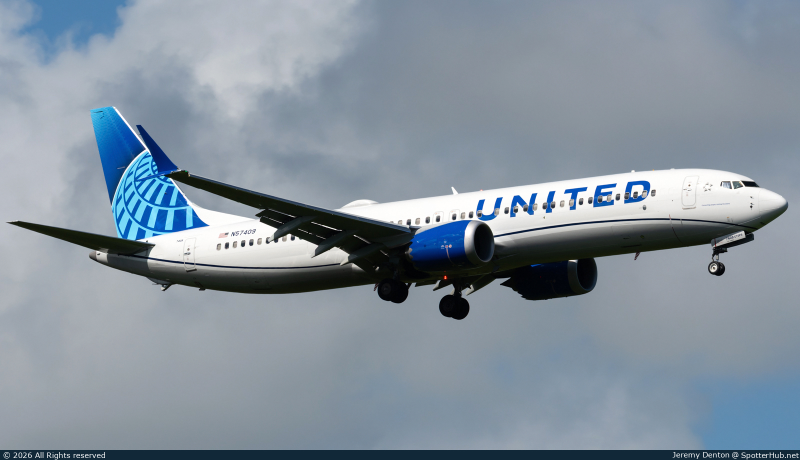 Photo of N57409 - Boeing 737 MAX 9 operated by United Airlines