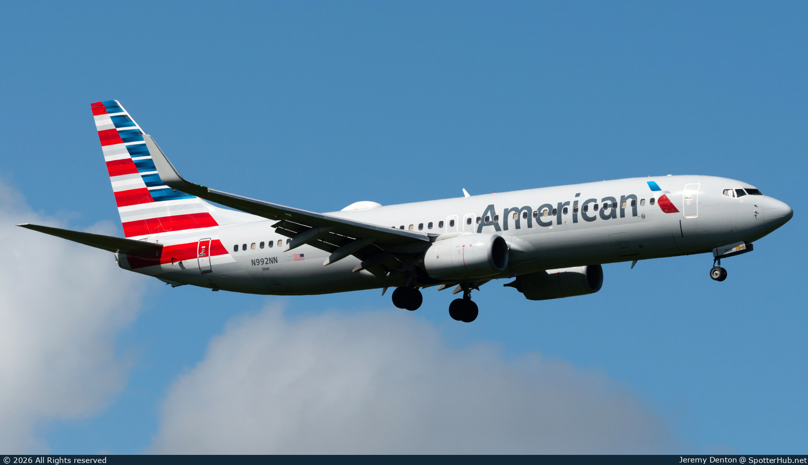 Photo of N992NN - Boeing 737-823 operated by American Airlines