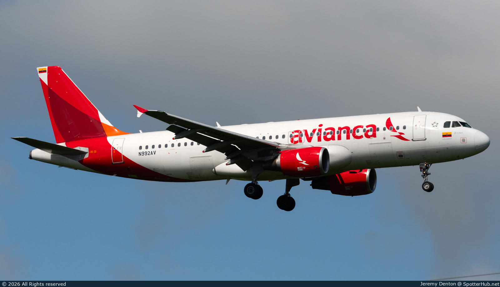 Photo of N992AV - Airbus A320-214 operated by Avianca