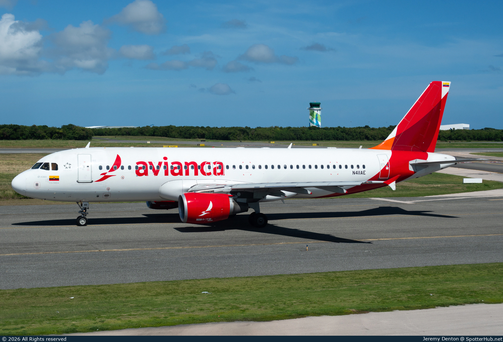 Photo of N411AE - Airbus A320-214 operated by Avianca