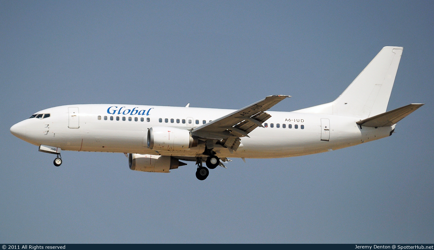 Photo of A6-JUD - Boeing 737-306 operated by Global Jet