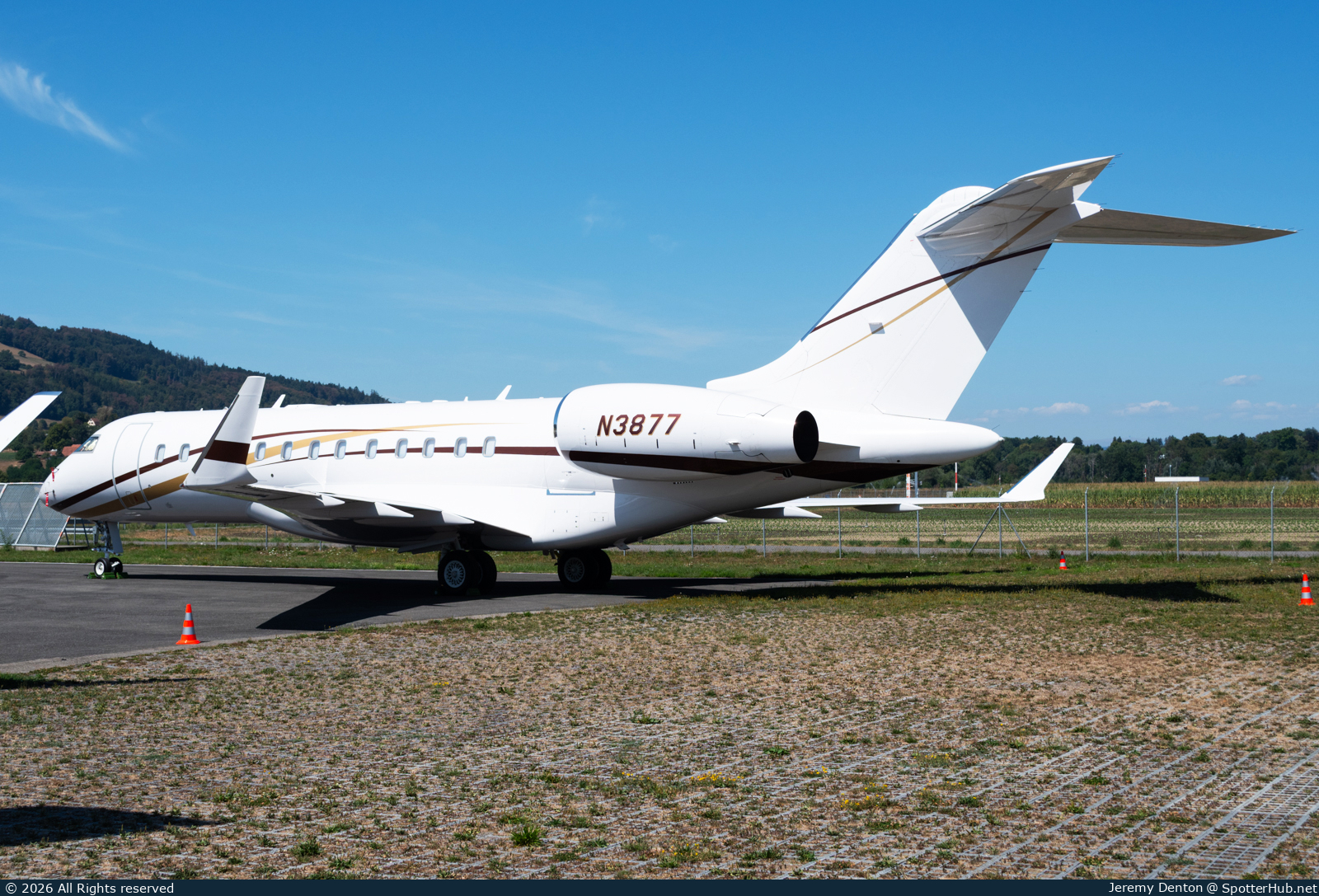 Photo of N3877 - Bombardier Global Express XRS operated by Private