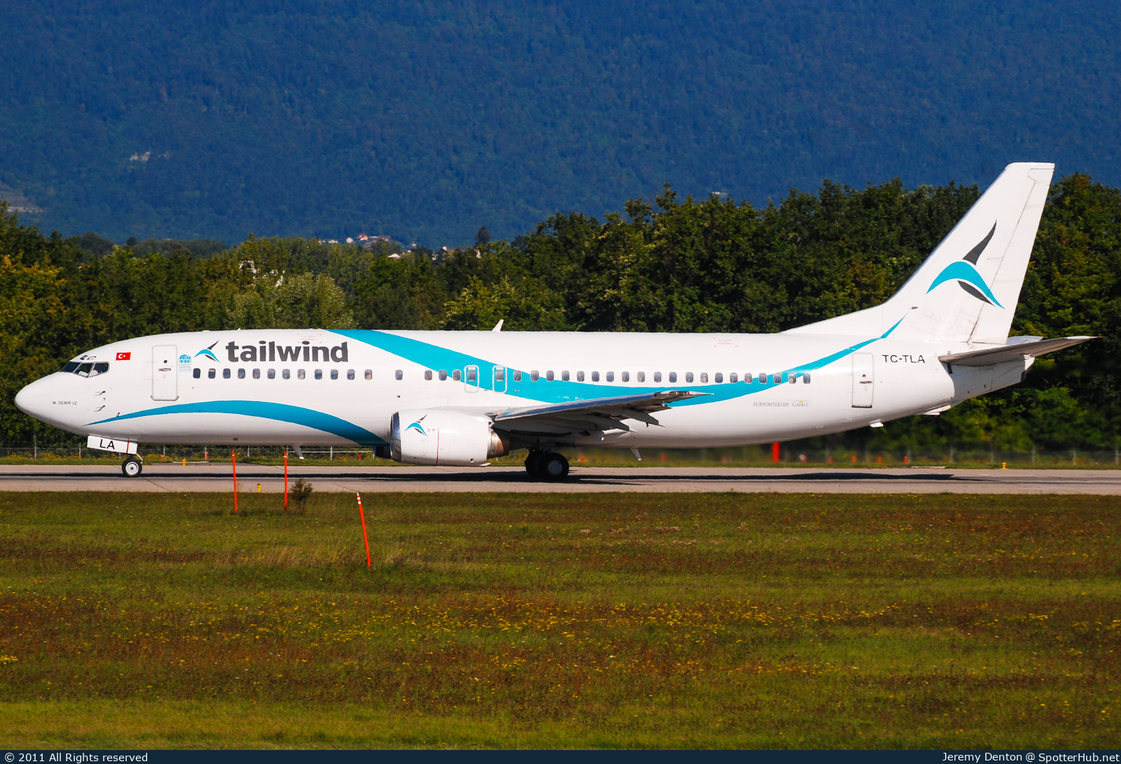 Photo of TC-TLA - Boeing 737-4Q8 operated by Tailwind Airlines