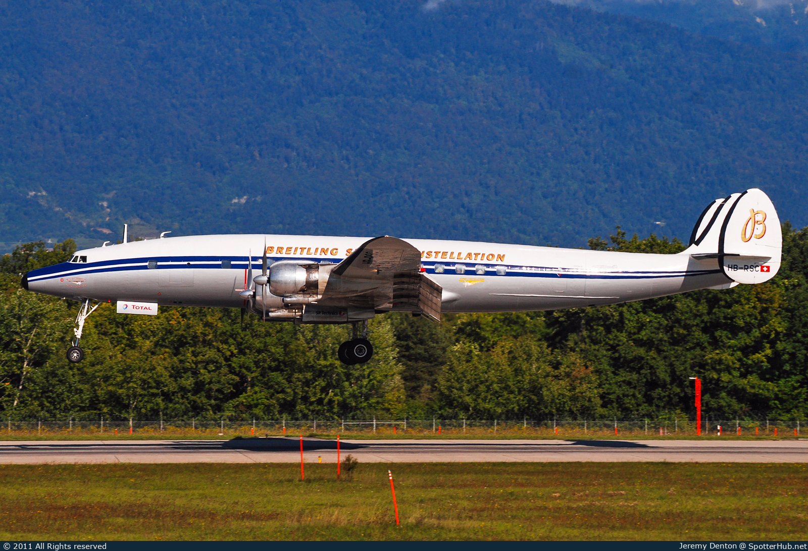 Photo of HB-RSC - Lockheed C-121C Super Constellation operated by Super Constellation Flyers Association