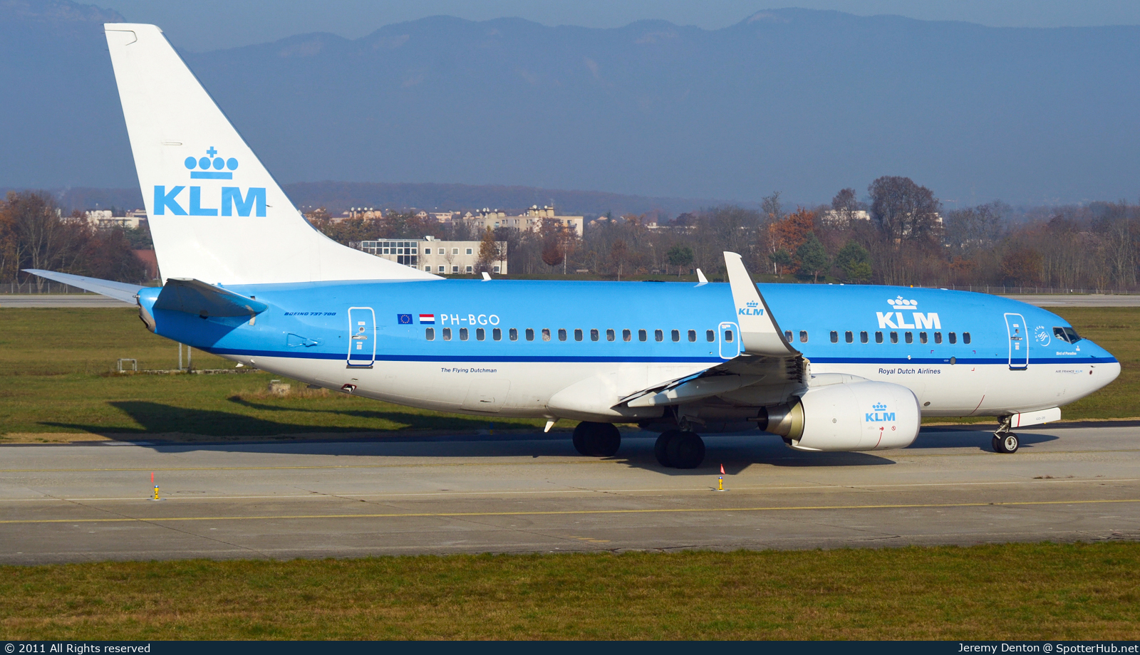 Photo of PH-BGO - Boeing 737-7K2 operated by KLM Royal Dutch Airlines