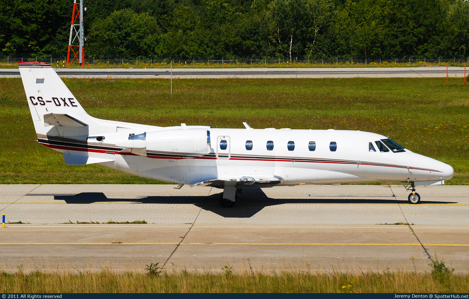 Photo of CS-DXE - Cessna 560XL Citation XLS operated by NetJets Europe