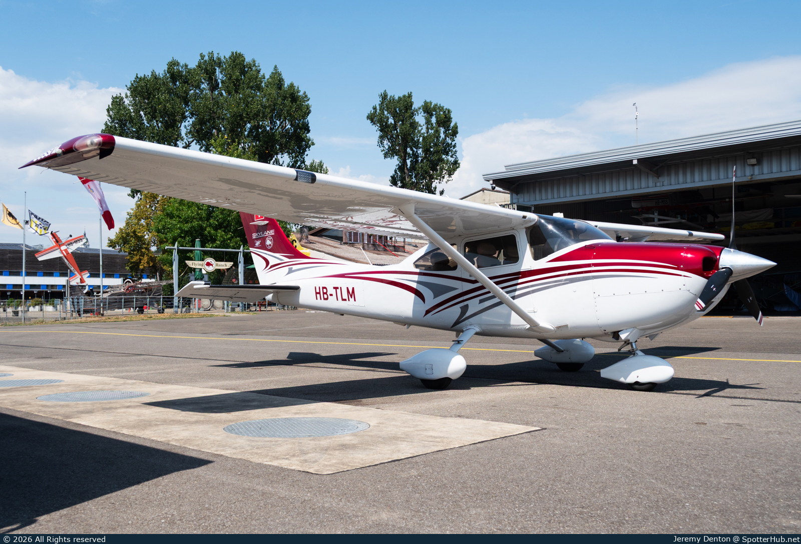 Photo of HB-TLM - Cessna 182T Skylane operated by Flying Ranch