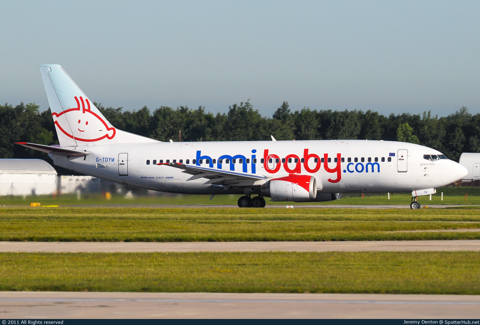 Photo of G-TOYM - Boeing 737-36Q operated by bmibaby