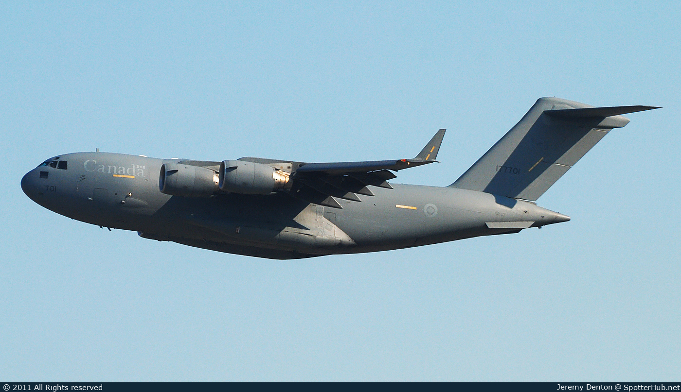 Photo of 177701 - Boeing CC-177 Globemaster III operated by Royal Canadian Air Force