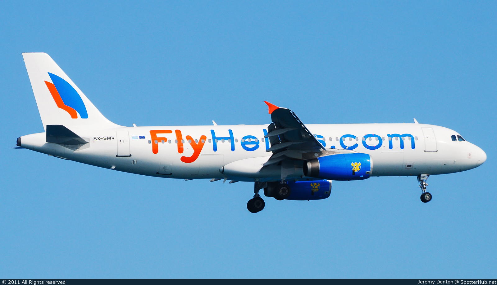 Photo of SX-SMV - Airbus A320-231 operated by Fly Hellas