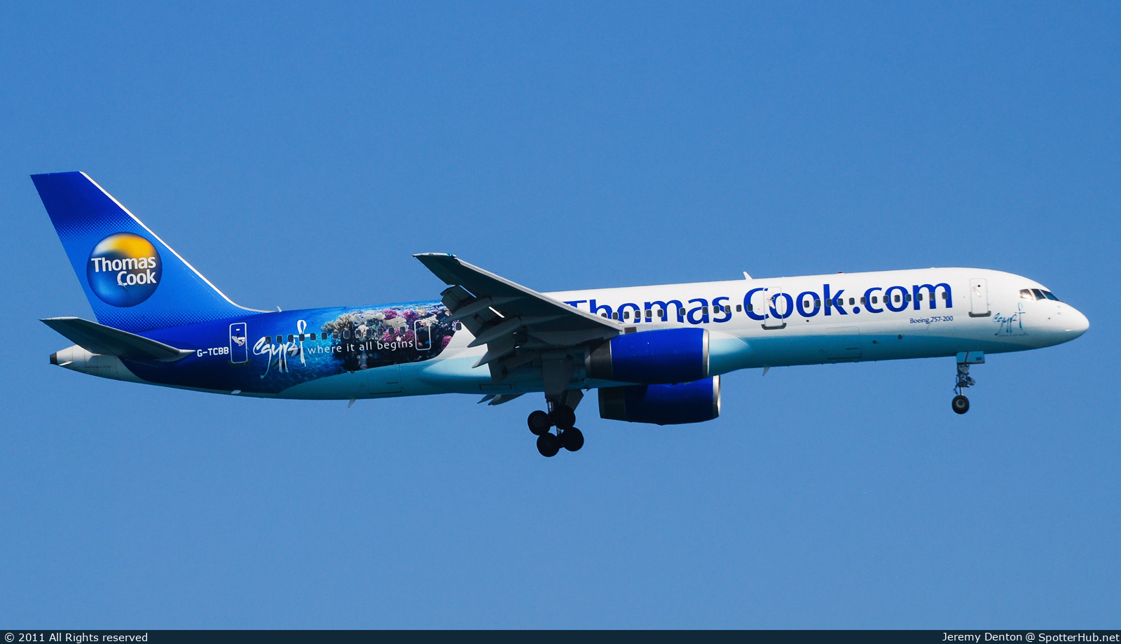 Photo of G-TCBB - Boeing 757-236 operated by Thomas Cook Airlines