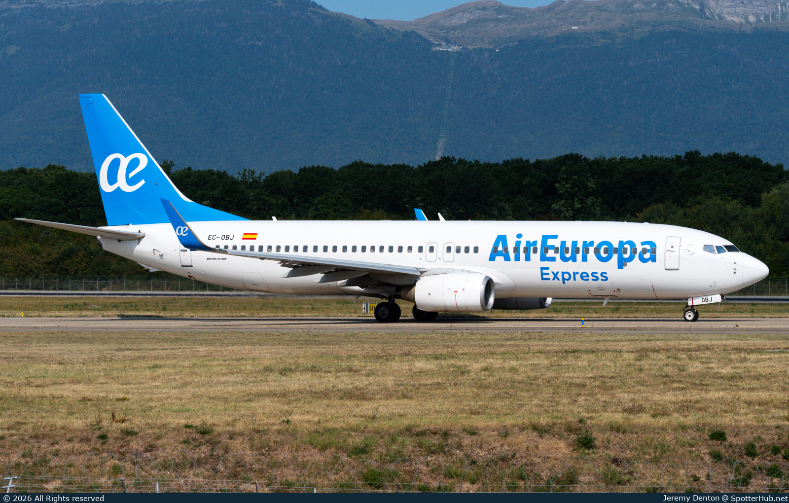 Photo of EC-OBJ - Boeing 737-8GJ operated by Air Europa Express (opb Aeronova)
