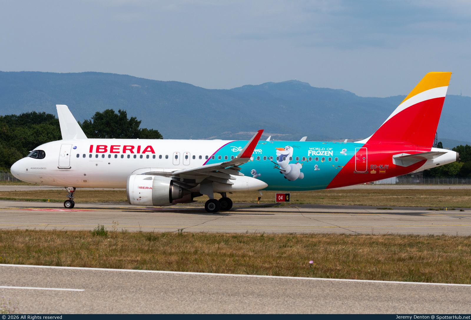 Photo of EC-NJY - Airbus A320-251N operated by Iberia