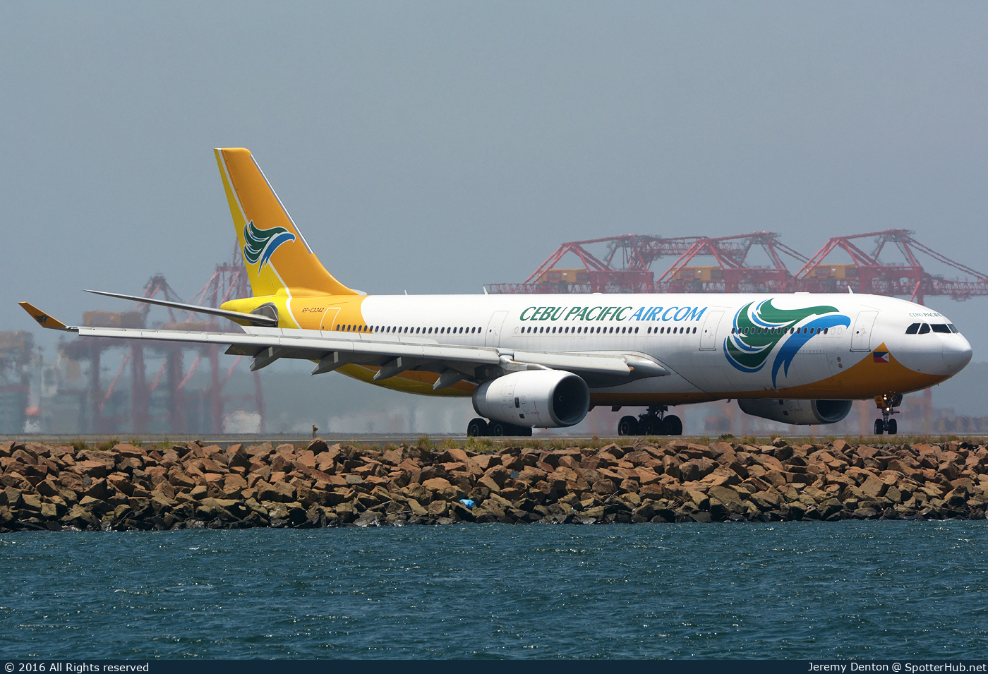 Photo of RP-C3242 - Airbus A320-214 operated by Cebu Pacific