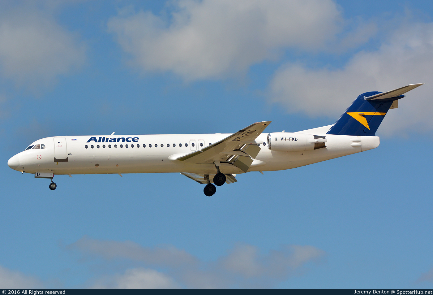 Photo of VH-FKD - Fokker 100 operated by Alliance Airlines