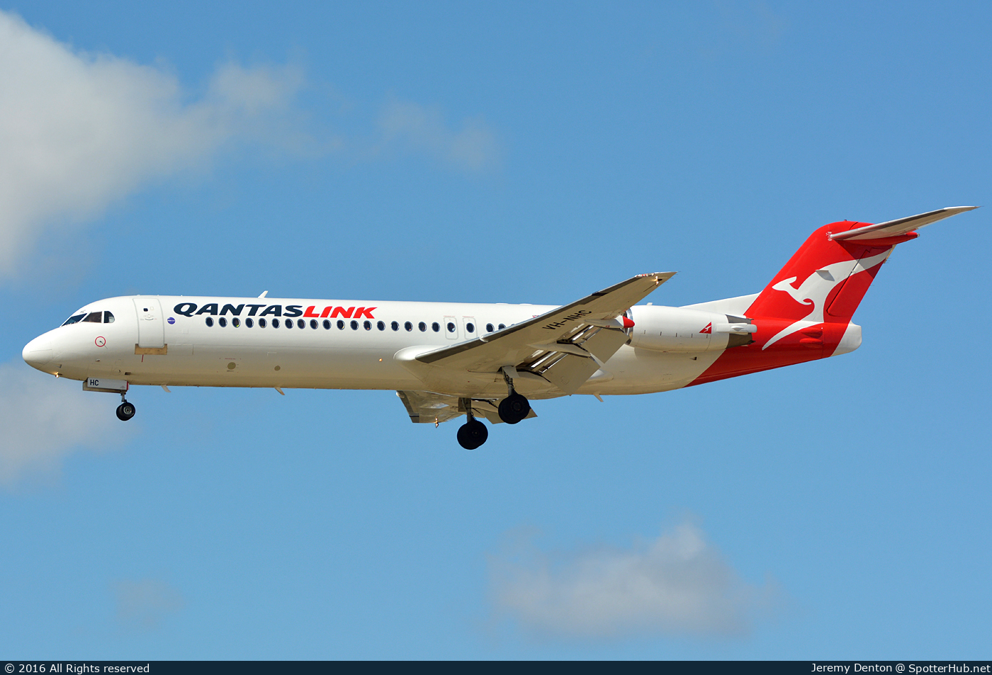 Photo of VH-NHC - Fokker 100 operated by QantasLink (opb Network Aviation)