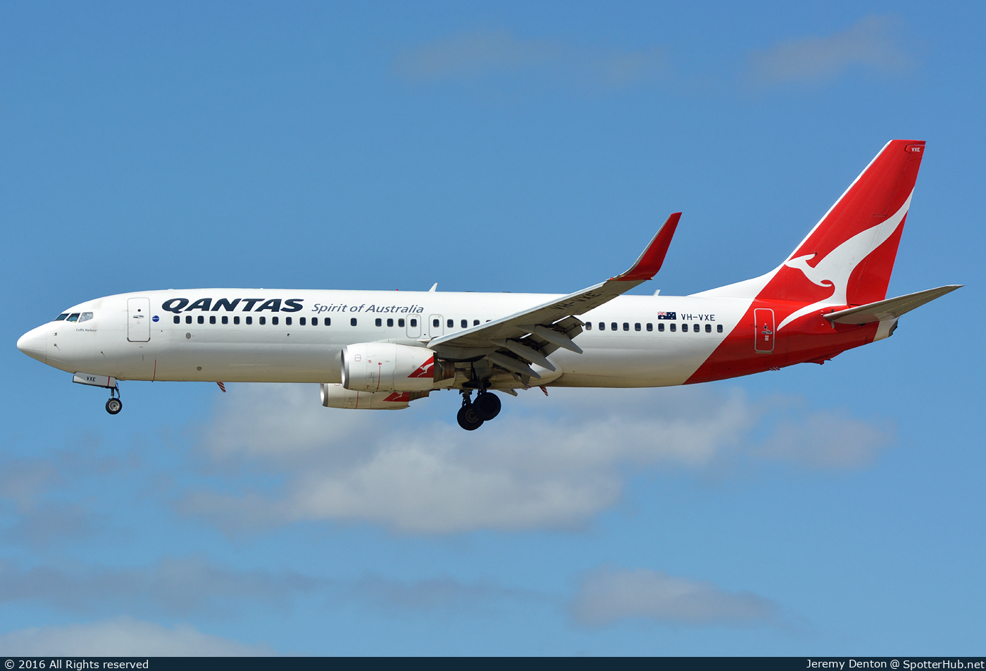 Photo of VH-VXE - Boeing 737-838 operated by Qantas