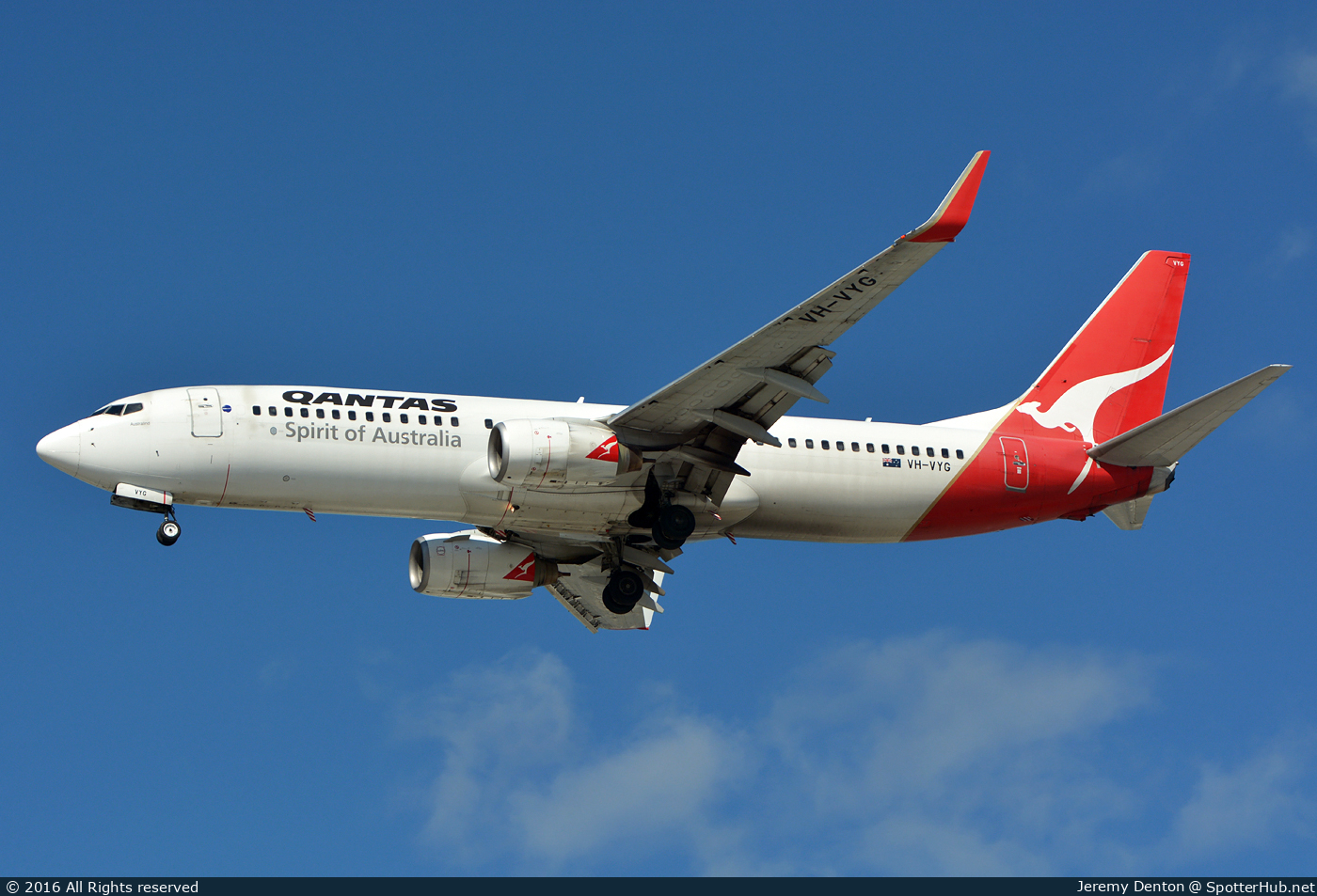 Photo of VH-VYG - Boeing 737-838 operated by Qantas