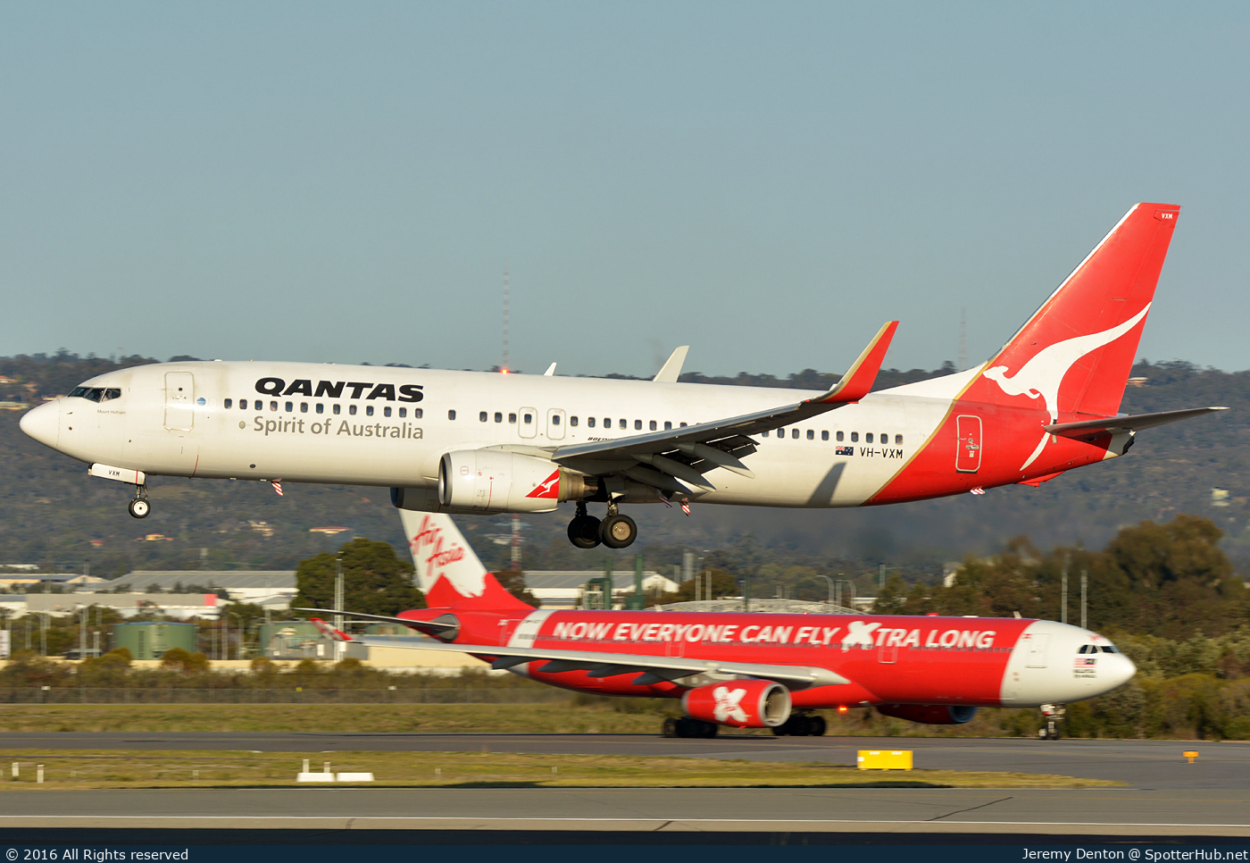 Photo of VH-VXM - Boeing 737-838 operated by Qantas