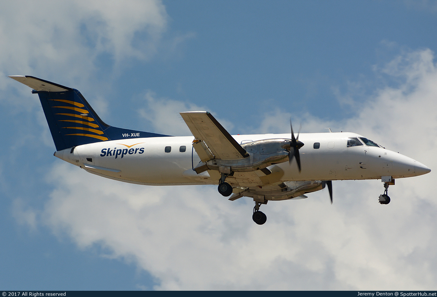 Photo of VH-XUE - Embraer EMB-120ER Brasilia operated by Skippers Aviation