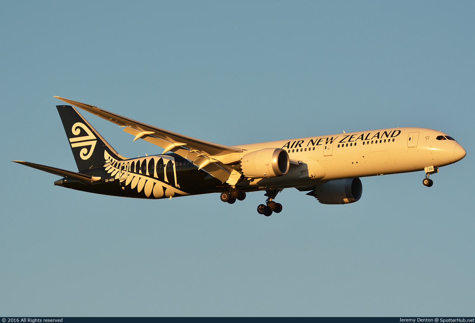 Photo of ZK-NZD - Boeing 787-9 Dreamliner operated by Air New Zealand