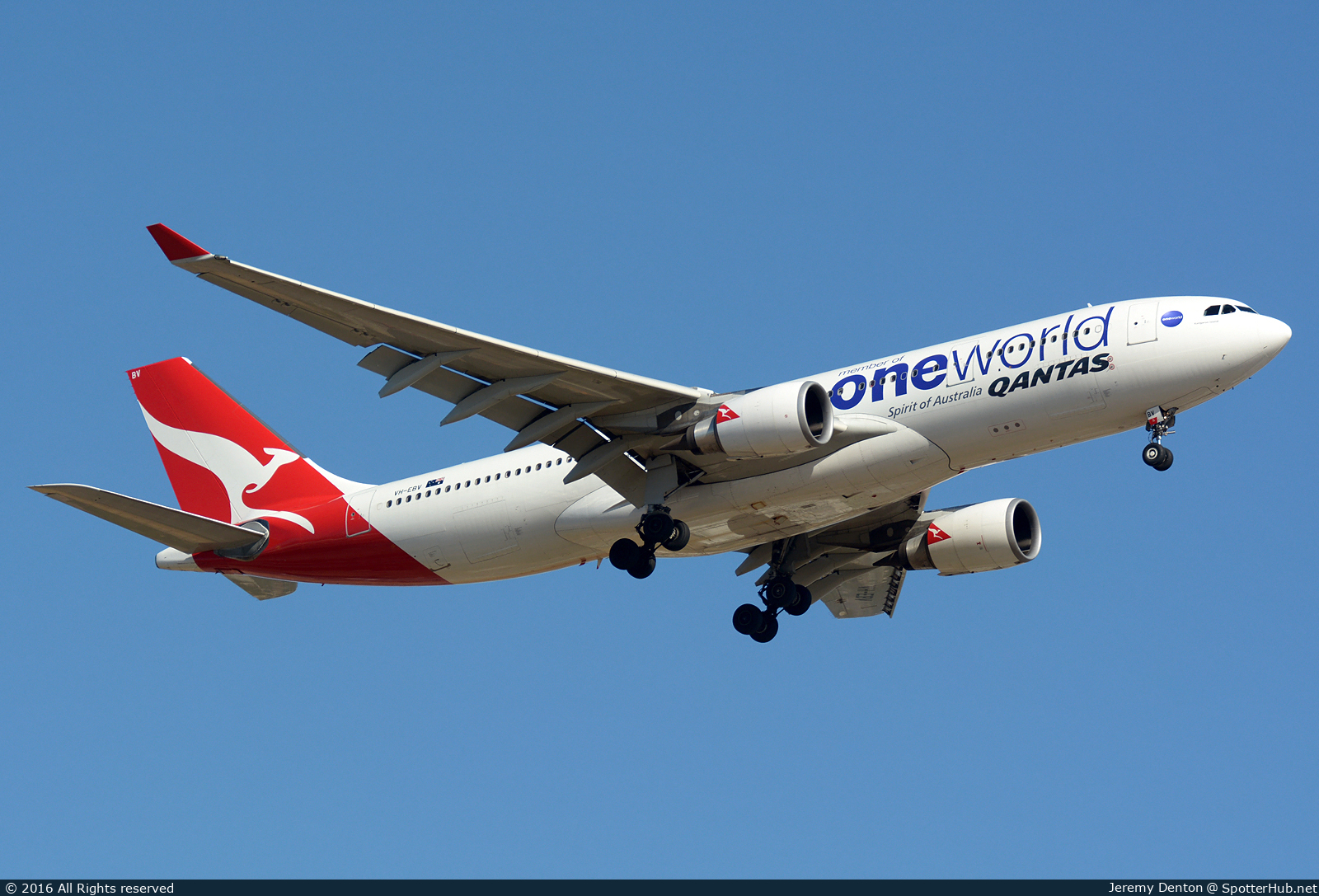 Photo of VH-EBV - Airbus A330-202 operated by Qantas