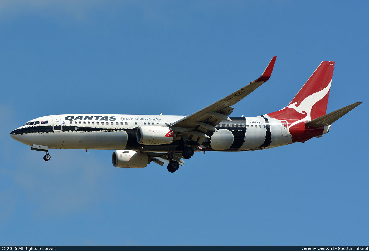 Photo of VH-XZJ - Boeing 737-838 operated by Qantas