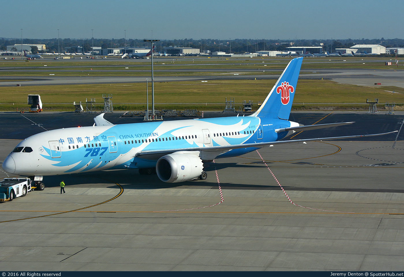Photo of B-2737 - Boeing 787-8 Dreamliner operated by China Southern Airlines