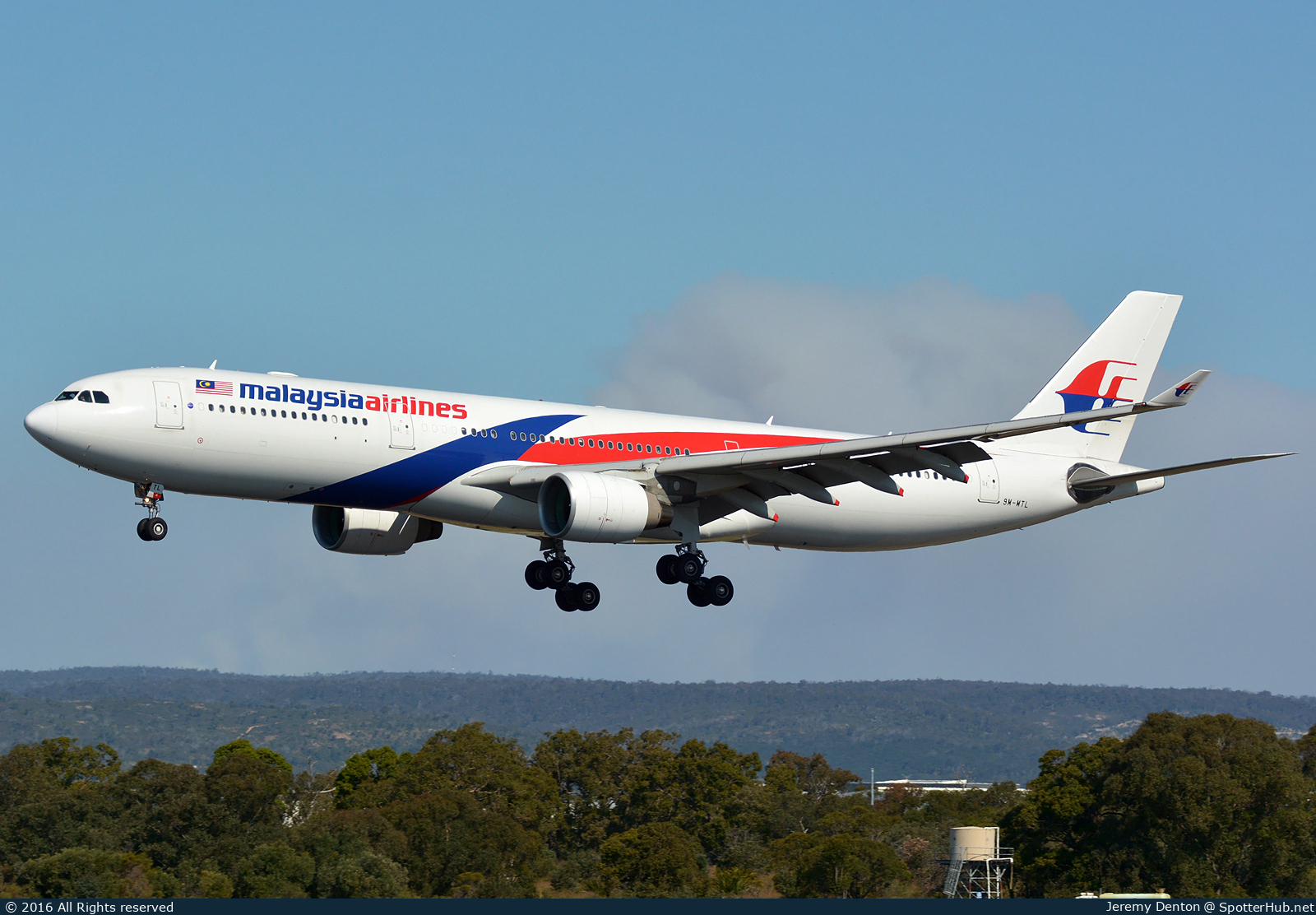 Photo of 9M-MTL - Airbus A330-323 operated by Malaysia Airlines