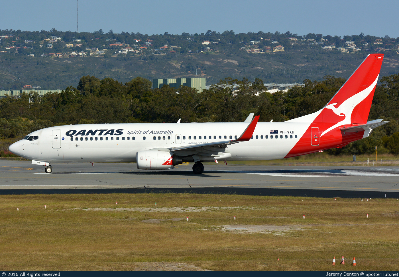 Photo of VH-VXK - Boeing 737-838 operated by Qantas