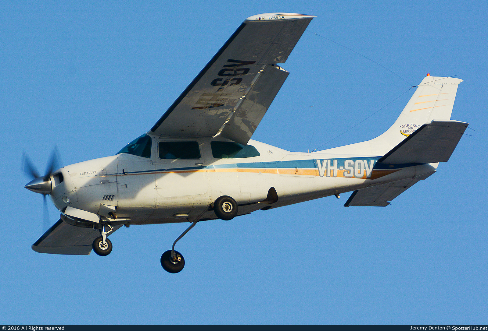 Photo of VH-SOV - Cessna 210N Centurion II operated by Territory Air Services
