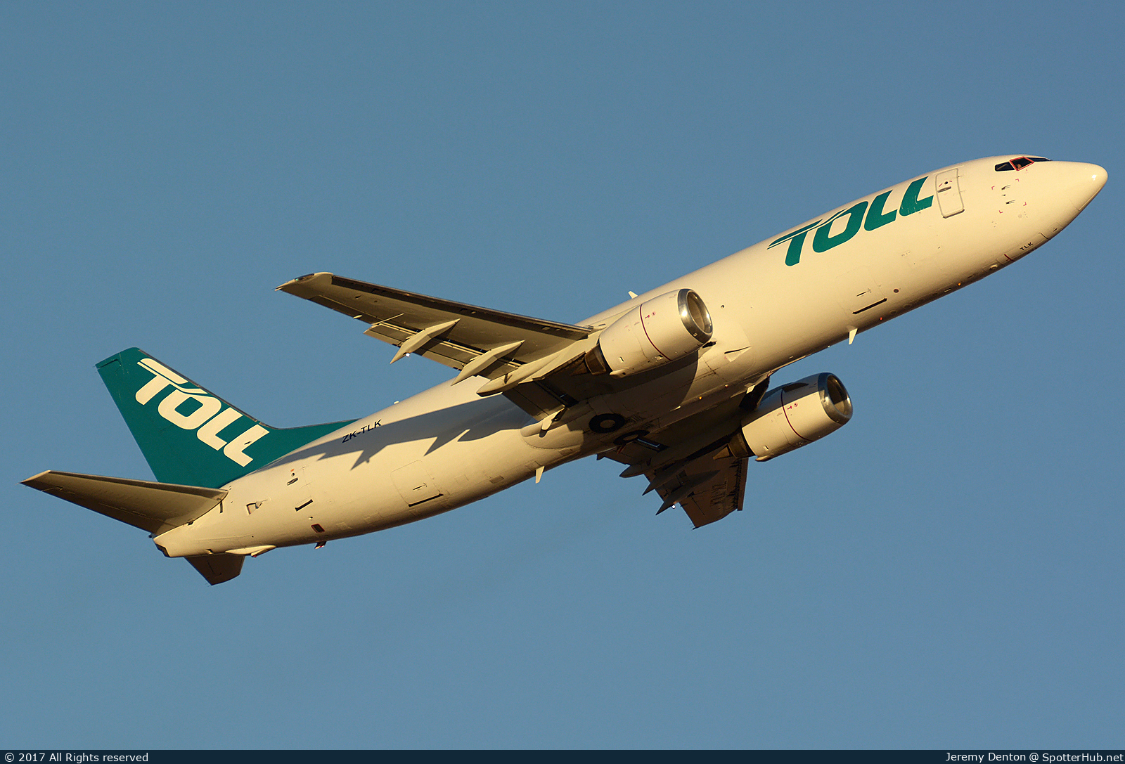 Photo of ZK-TLK - Boeing 737-476(SF) operated by Toll Air Freight (opb Airwork)
