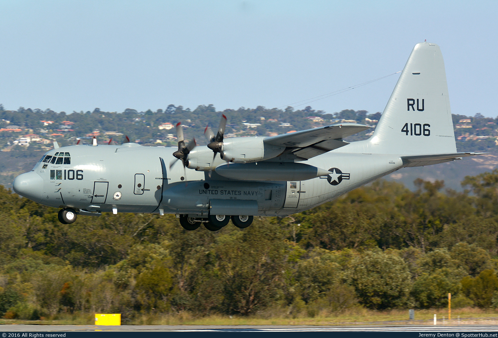 Photo of 164106 - Lockheed KC-130T Hercules operated by US Navy