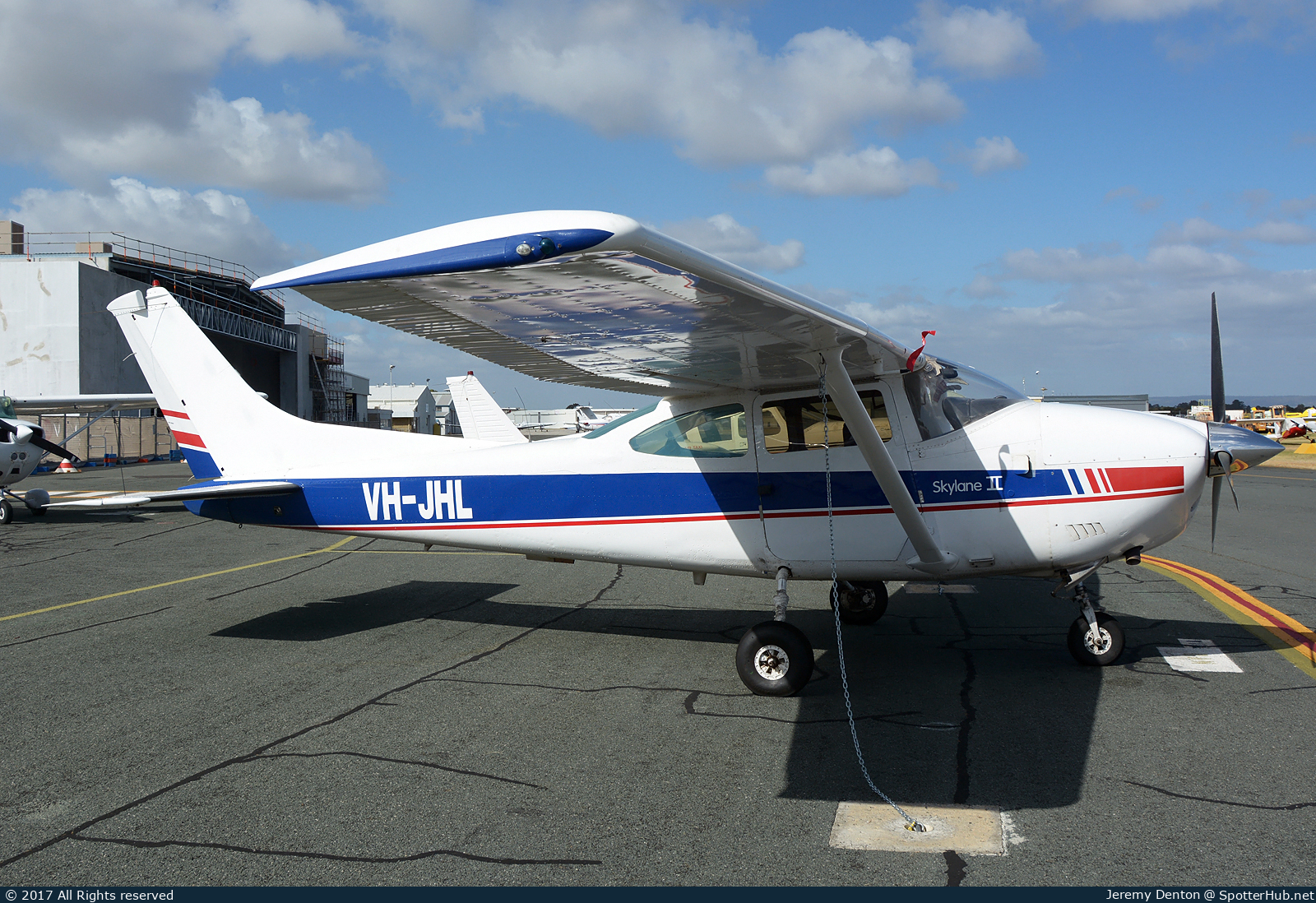 Photo of VH-JHL - Cessna 182Q Skylane II operated by Skydive Geronimo