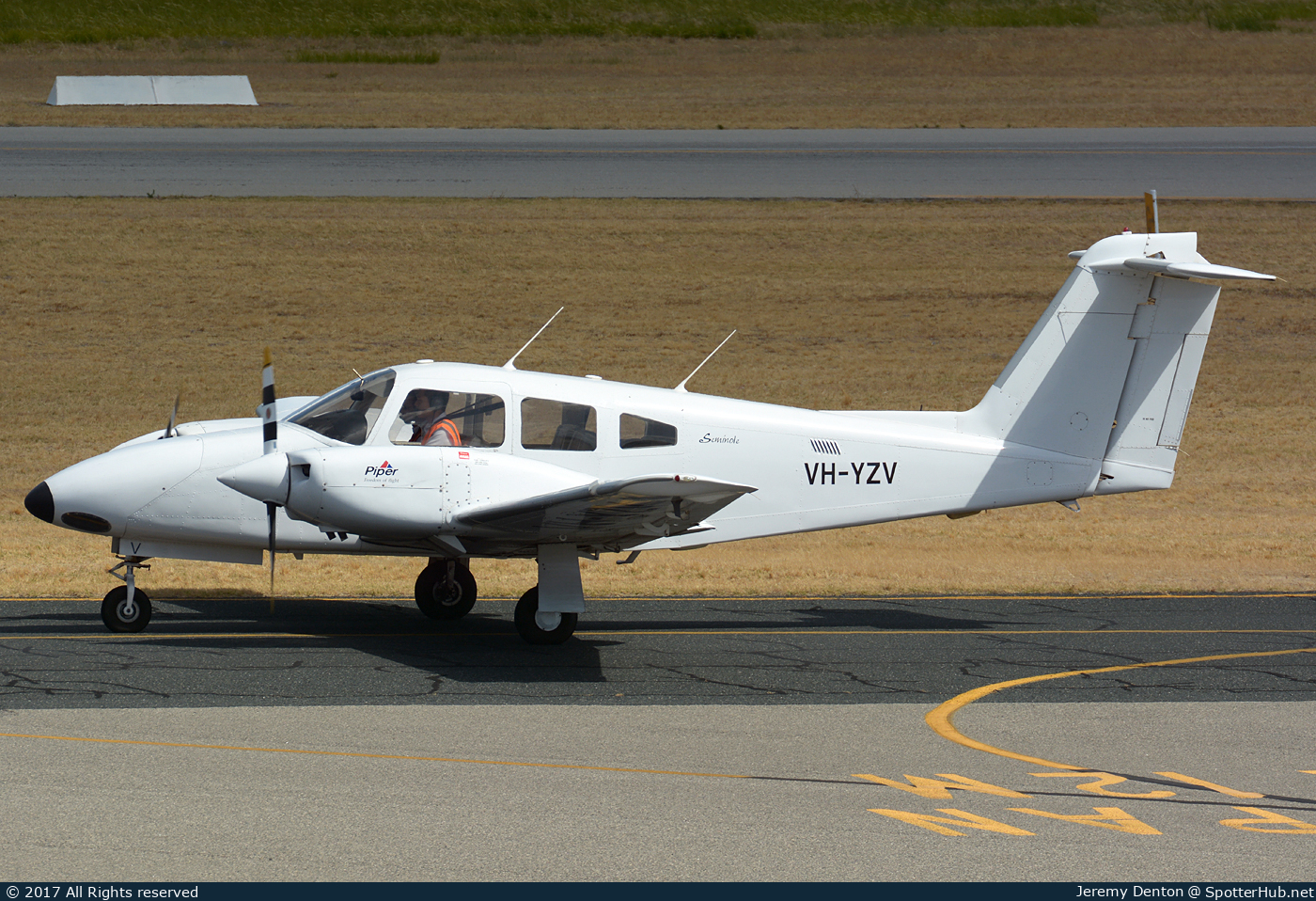 Photo of VH-YZV - Piper PA-44-180 Seminole operated by Airflite Flying College