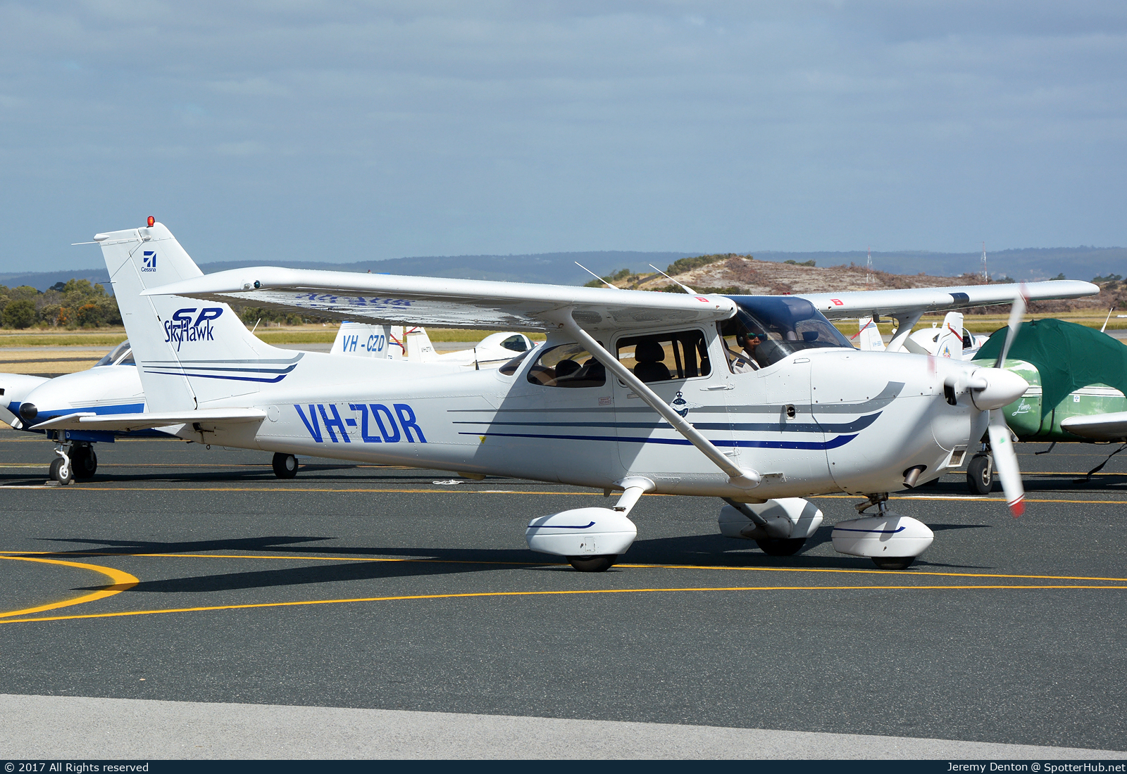 Photo of VH-ZDR - Cessna 172S Skyhawk SP operated by Royal Aero Club of Western Australia