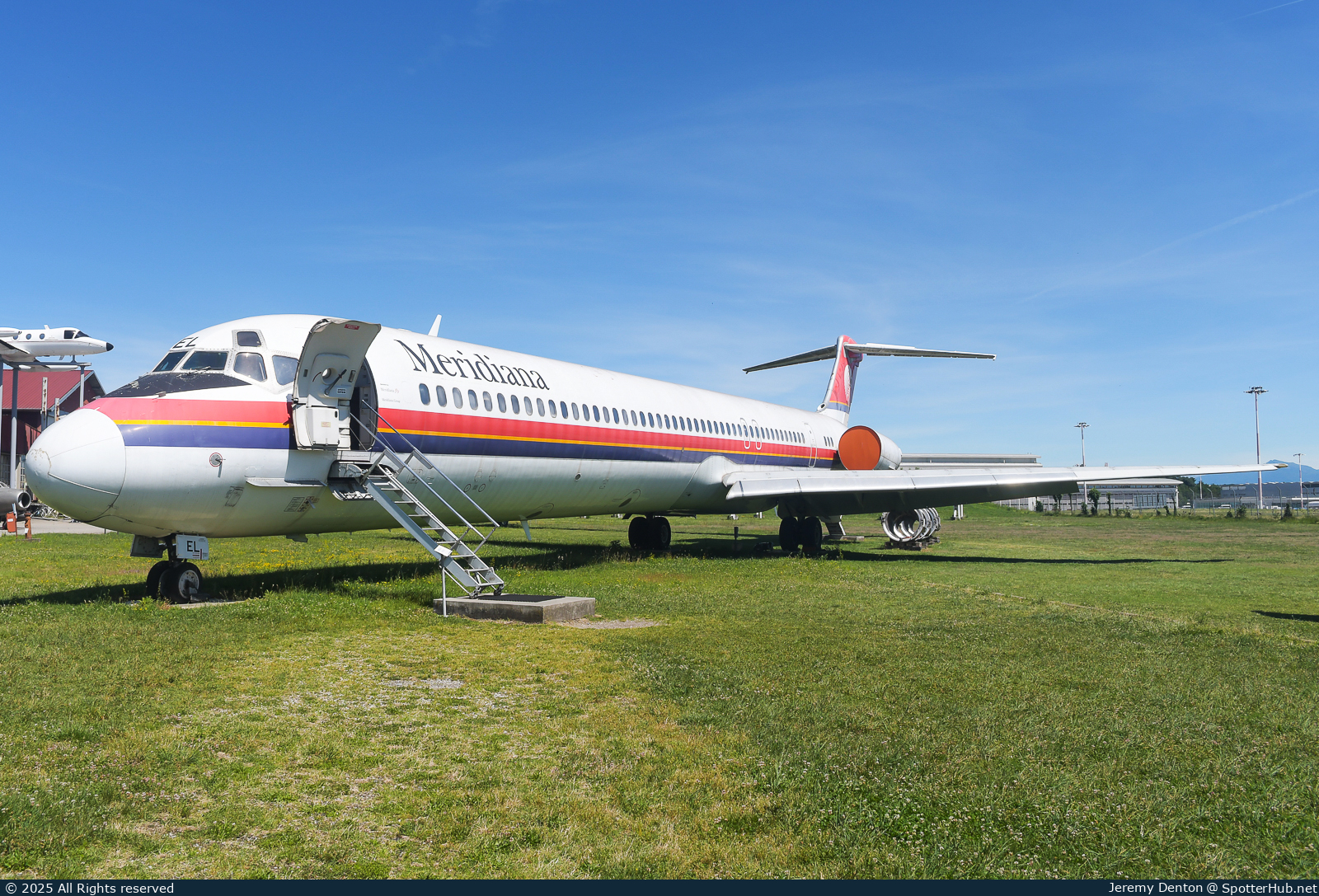 Photo of I-SMEL - McDonnell Douglas MD-82 operated by Meridiana