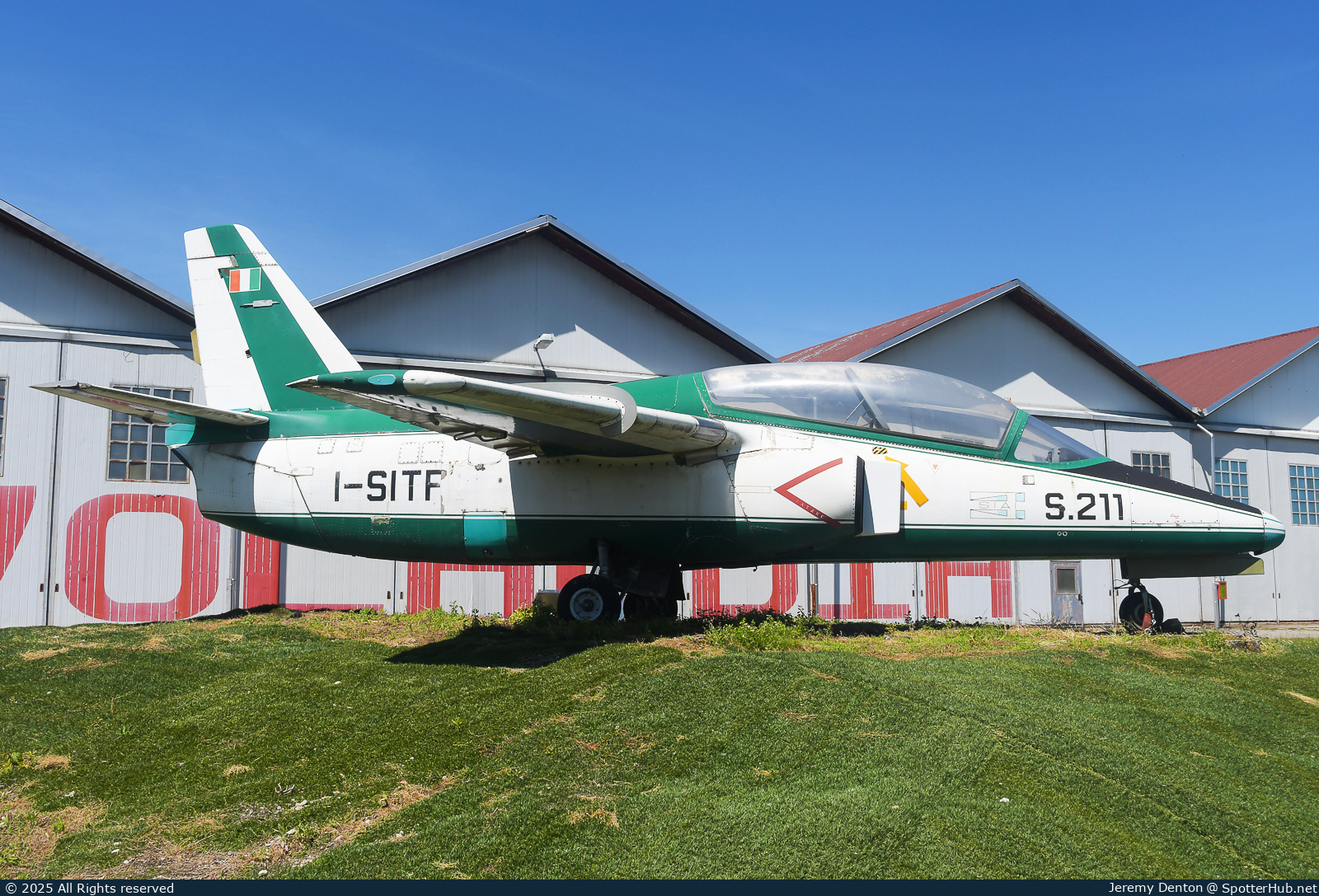 Photo of I-SITF - SIAI-Marchetti S.211 operated by Parco e Museo del Volo Volandia